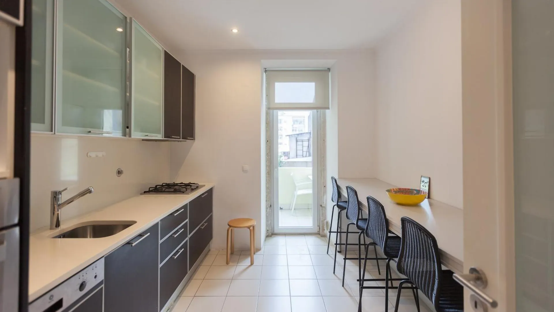 Flh Saldanha Spacious Apartment Lisbon